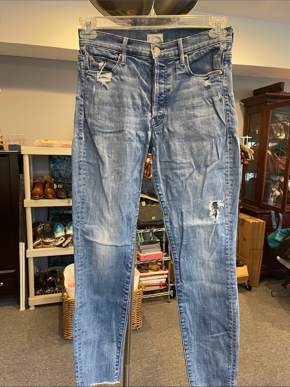 MOTHER The Stunner Ankle Fray in sz 28 Graffiti Girl wash high rise distressed
